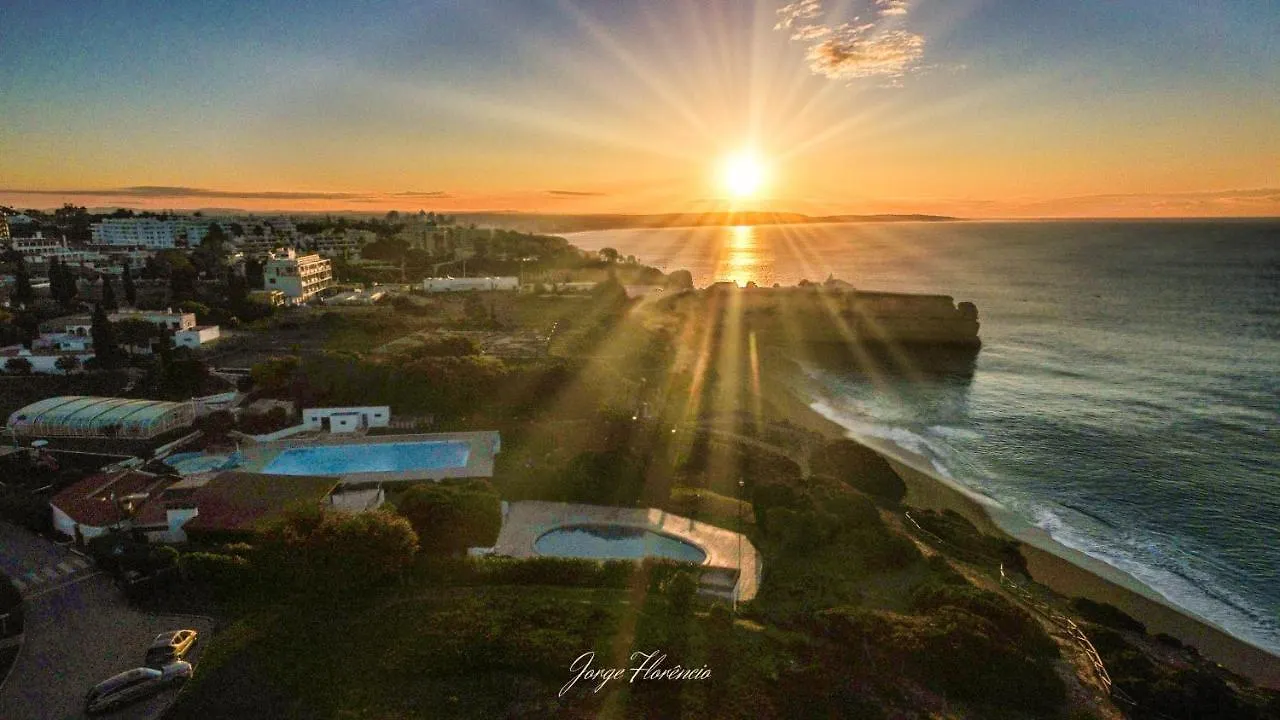 Andorinha 2 Bedroom Apart-Close To The Sea-Algarve Porches  Portugal